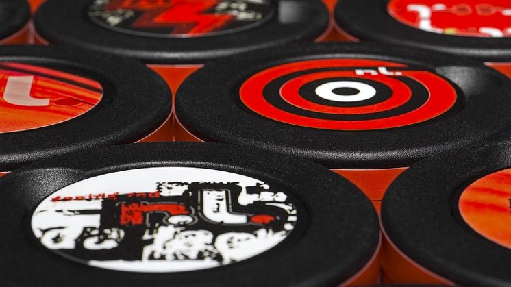 1 Röda Lacket - 21 olika snusdosor