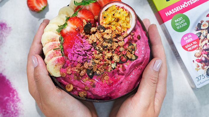 Pauluns Strawberry bowl
