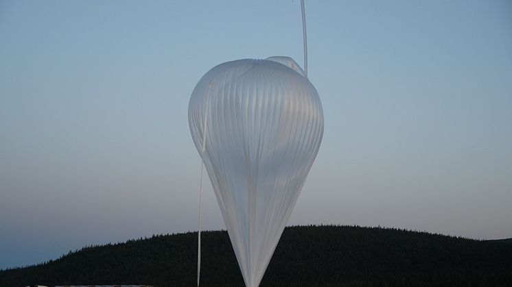 pressbild_ballongsläpp_16_aug_2021_cred_peter_dalin.JPG