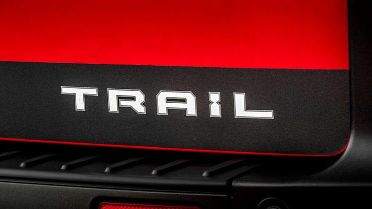 FORD_2020_TRANSIT_CUSTOM_TRAIL_13