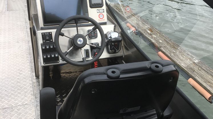 Alukin DPW 750 förarplats