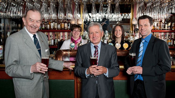 Tre bryggmästare stärker kvaliteten på Åbro Bryggeri