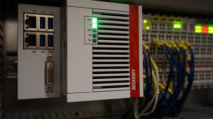 Beckhoff CX5240.JPG