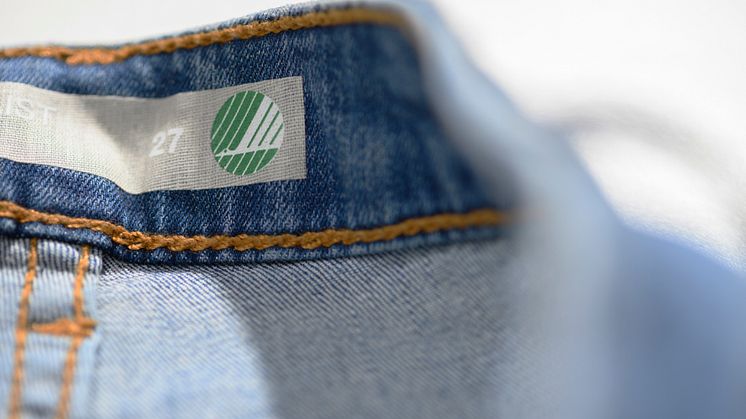 svanemerket jeans