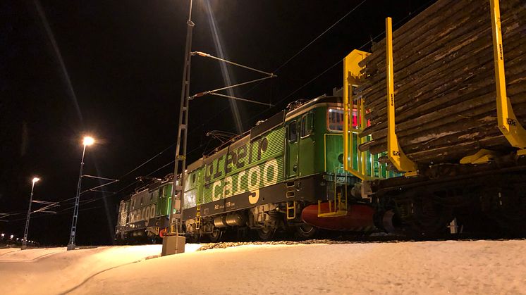 Holmen väljer Green Cargos klimatsmarta tåg