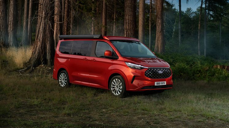 2023_FORD_Transit_Custom_Nugget_07