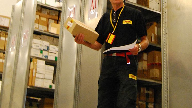 Reservdelshantering från DHL:s lager i Rosersberg