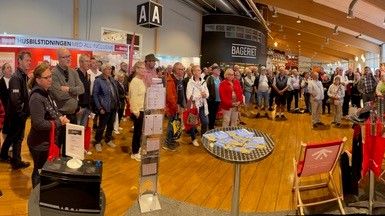 Prisutdelning vid förra åtets mässa.