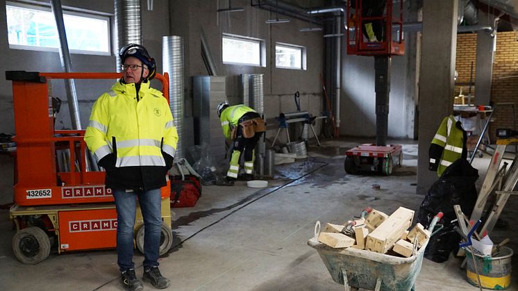 arbete inne i västra läktaren