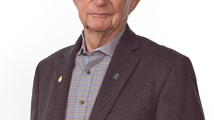 Bertil Jönsson (C), ordinarie ledamot