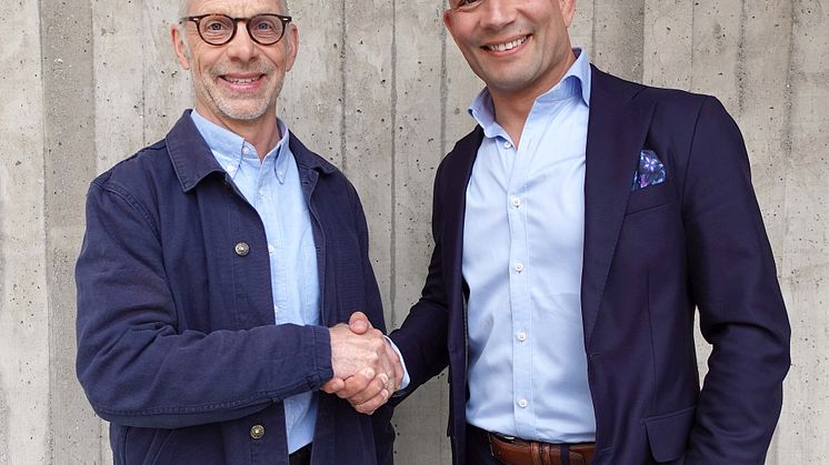 Efter 21 år lämnar Pär Hedberg över vd-rollen för Sting. Tech-entreprenören Krim Talia blir ny vd.