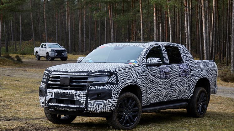 Lige tester Volkswagen camouflerede prototyper af den nye Amarok på og uden for vejene