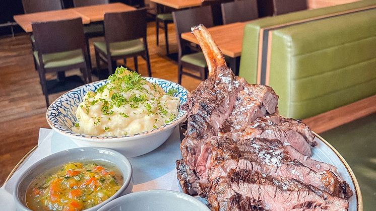 Bull & Bonito - Tomahawk Steak