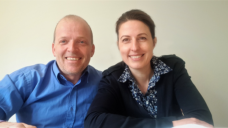 Teamet bakom Big Akwa, Hugo Wikström och Elena Petukhovskaya. Foto: Privat.