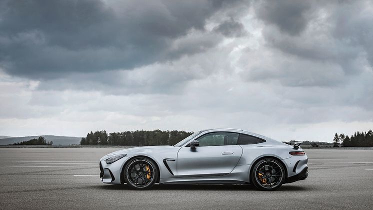 Mercedes-AMG_GT_Coupé_202400012