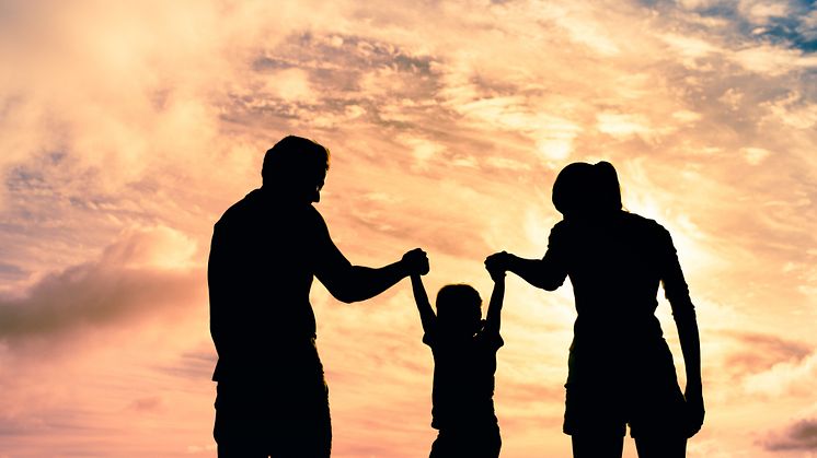Föräldrar tycker att adoptionsåterresan är viktig för att barnet ska känna stolthet över sitt födelseland samt kunna bemöta frågor om det och adoptionen. 