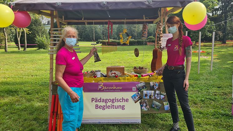 Bärenherz lädt zum Tag der offenen Tür am 3. September, 11-17 Uhr: Führungen durchs Kinderhospiz & buntes Familienfest im Park 