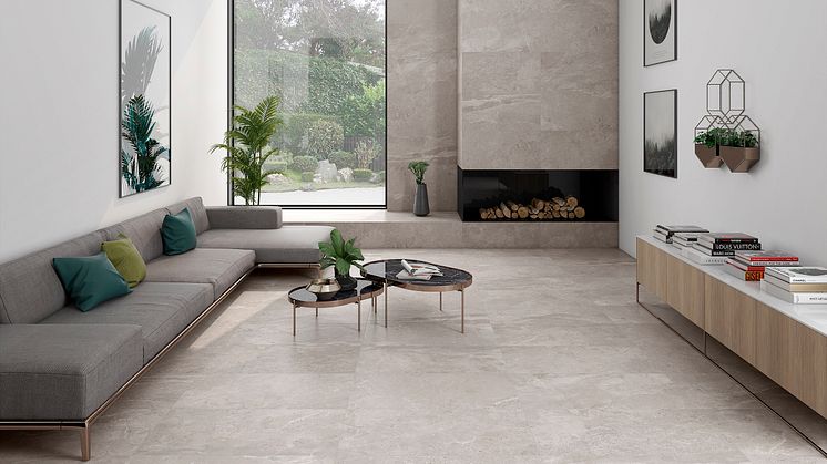 McTile Meridian, hier in Perlmutt, verbindet ästhetische Natursteinoptik mit hoher Funktionalität. Foto: hagebau (Abdruck honorarfrei)