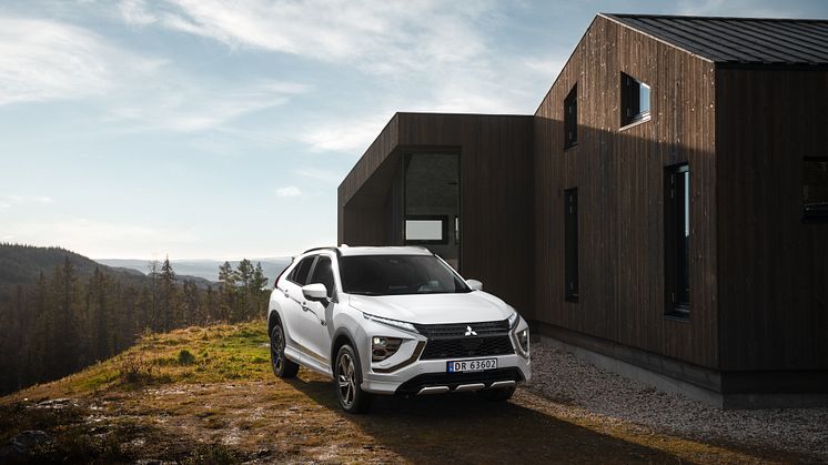 MITSUBISHI ECLIPSE CROSS PHEV