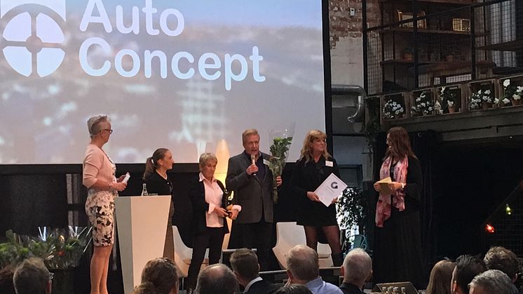 Autoconcepts vd Ulf Coxner tar emot pris som Årets tillväxtföretag under Inspirationsdagen som Business Region Göteborg anordnar. Foto: BRG