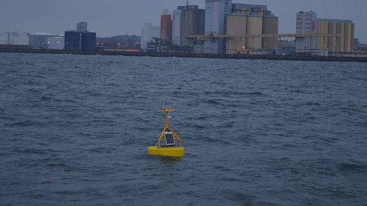 Strömbojen på plats i Öresund