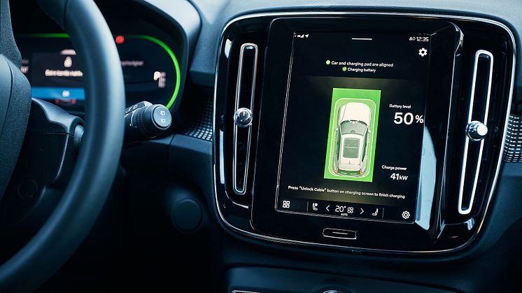 Volvo_Cars_tests_new_wireless_charging_technology