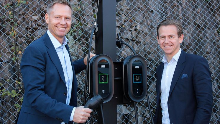 Ketil Annar Granbakken fra Lyse og Anders Granquist fra DEFA gleder seg til å ta DEFA Power ut i markedet sammen