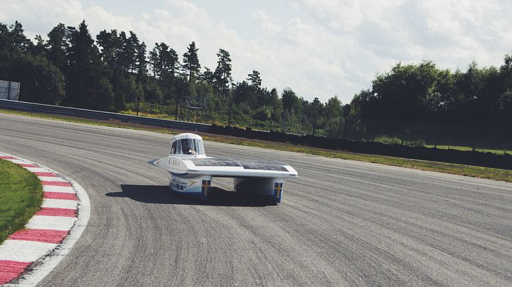 Testkörning av solbilen