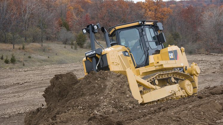 Cat D7E bandschaktare i arbete-4