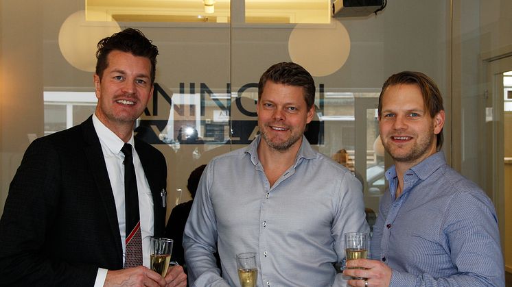 Fr.v. Johan Linde, VD Våningen & Villan; Morgan Alerstam, ägare HelsingHouse; Markus Åkerblom, vice VD Våningen & Villan.
