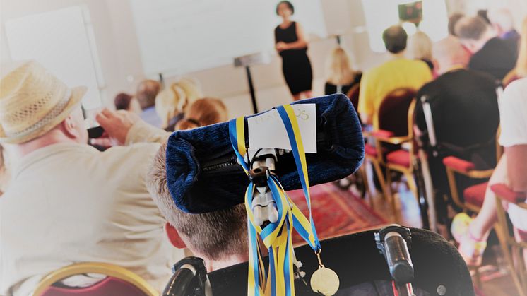 Folk som lyssnar på seminarium i Almedalen, arkivbild