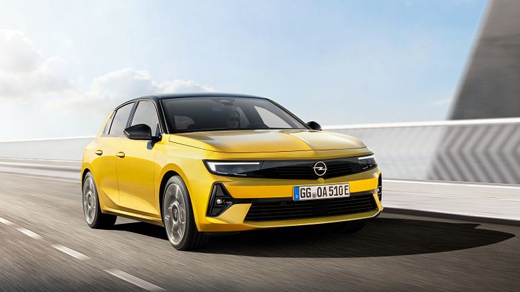 Den nye Opel Astra fås som plug-in hybrid, med benzin- og dieselmotorer og i 2023 med rent el.