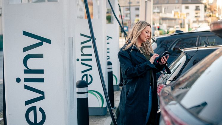 Norwegischer Energieversorger Eviny gewinnt Zuschlag für 140 Standorte im Deutschlandnetz