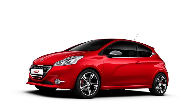Sverigepremiär för Peugeot 208 GTi - komprimerad körglädje