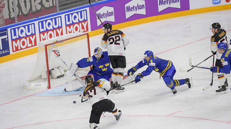Sverige möter hemmanationen Tyskland i gruppspelet under 2017 års IIHF ishockey-VM.