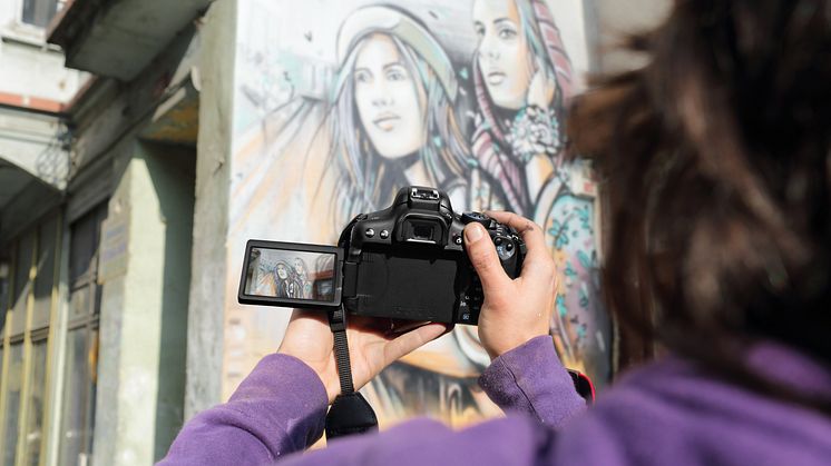 EOS 750D _Lifestyle_5_LCD