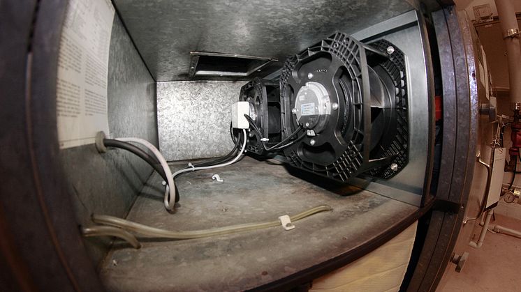 Energismart ventilationslösning med dubblerade EC-lågenergifläktar i  trångt ventilationsaggregat 