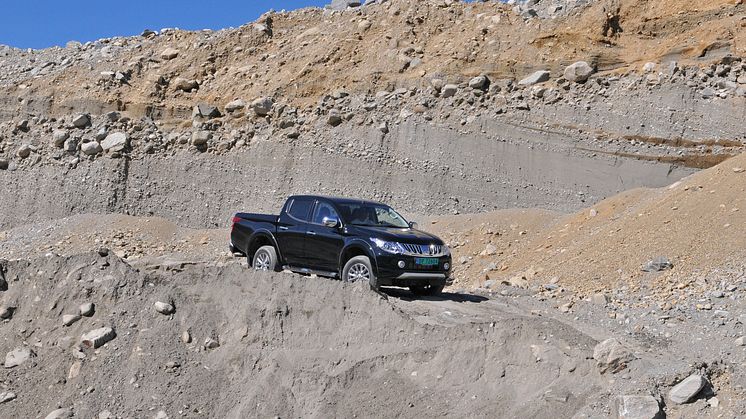 Mitsubishi L200 2016
