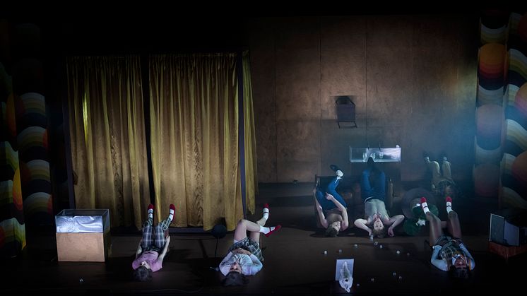 #jeanne / Dramaten, Riksteatern
