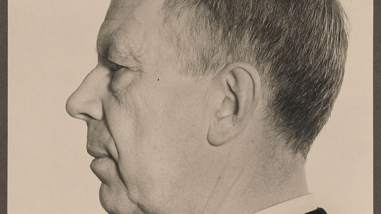 ​New acquisition: Photographic portrait of Gustaf VI Adolf by C.G. Rosenberg