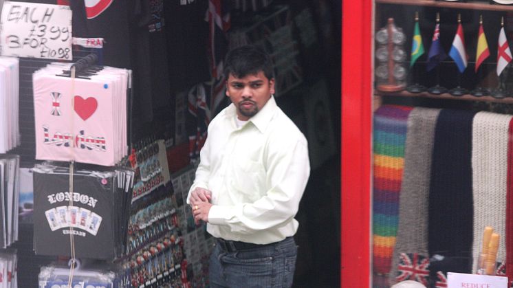 LON 10 14 Dinesh Kumar Anandan