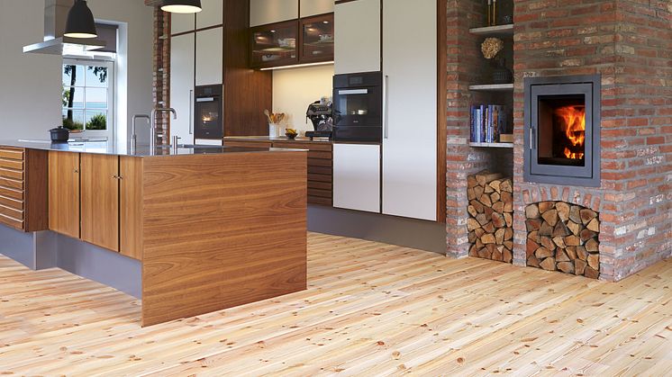 Dem der planlægger og styrer store projekter vil gerne have en hurtig status på levering, og det kan de få med en enkelt opringning til mig, fortæller Bjarke Jansen fra Södras Interiørteam. 