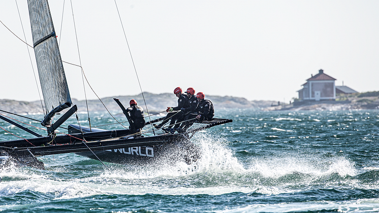 Hårda vindar ställer in torsdagens tävlingar på Marstrand
