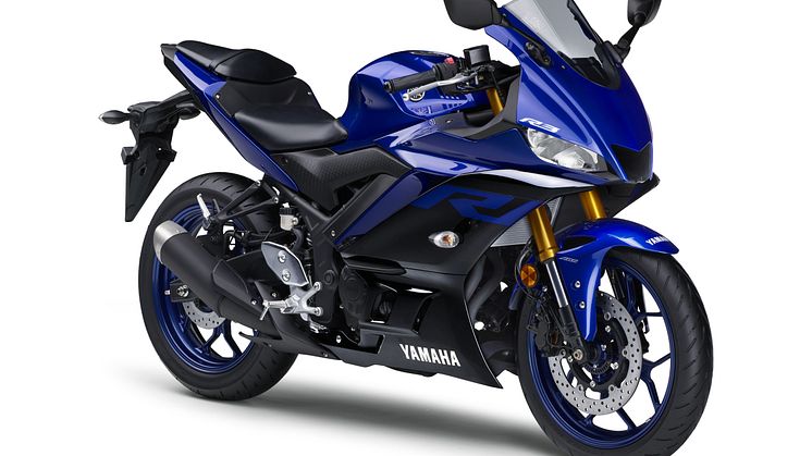 「YZF-R3 ABS」　ディープパープリッシュブルーメタリックC