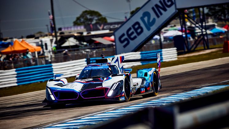 Kevin Magnussen starter fra pole position på Sebring