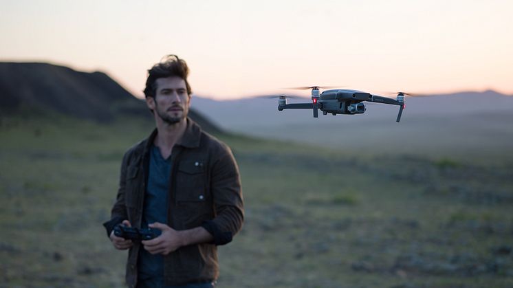 DJI_Mavic2Pro_Smart-Controller_LS_03_rgb_72