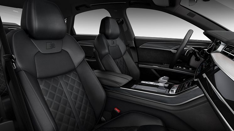 Audi S8 (Navarreblå metallak)
