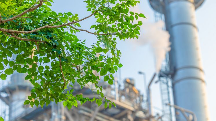 Grüne Innovation: Gebrauchte Industrieanlagen verringern den ökologischen Fußabdruck. (© Quality Stock Arts/Shutterstock.com).