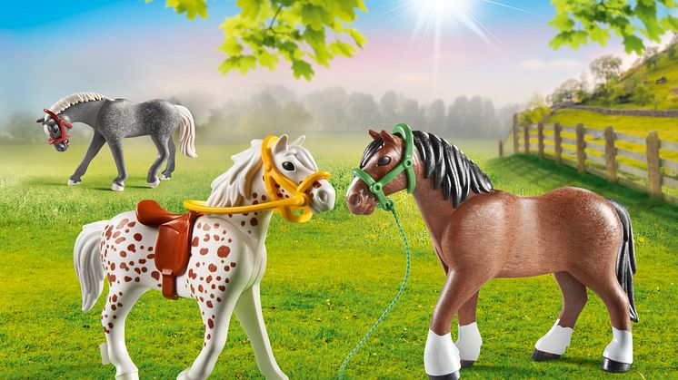 3 Pferde (70683) von PLAYMOBIL