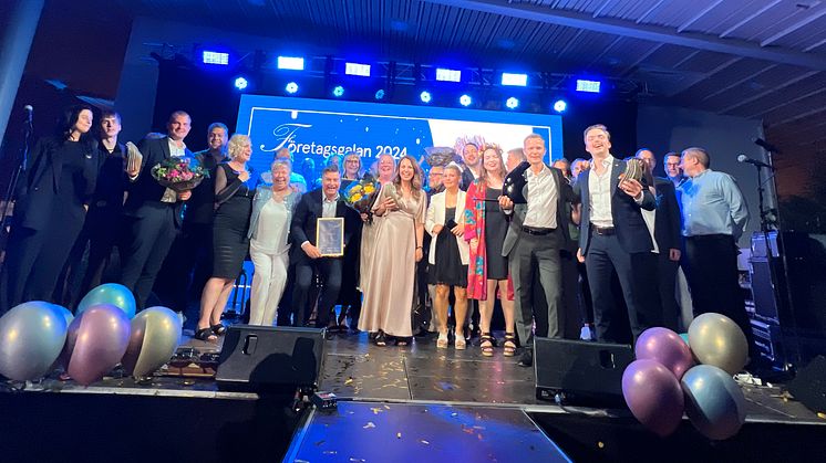 Alla vinnare på plats på scenen!